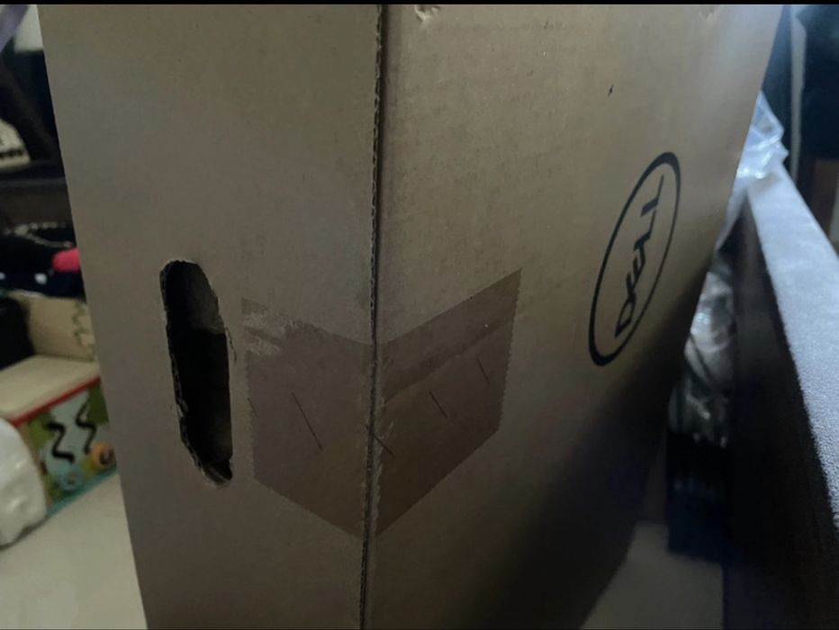 Sigilat Monitor Dell P2722HE 27" Full HD