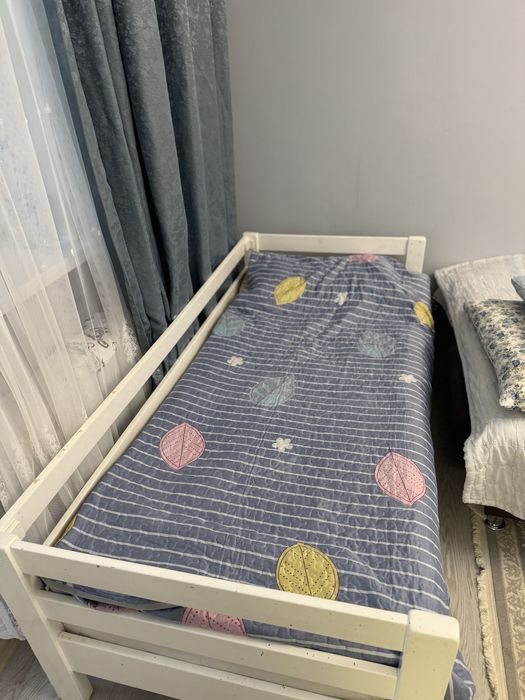 Продается Кровать 180*80