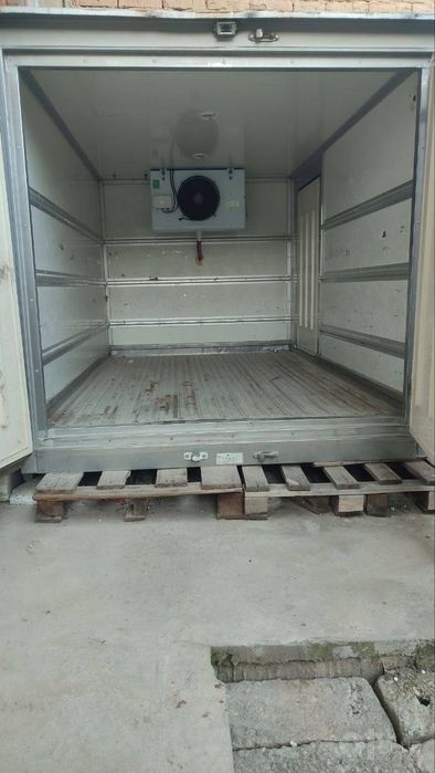 Srochno minusavoy butka sotiladi 1400$