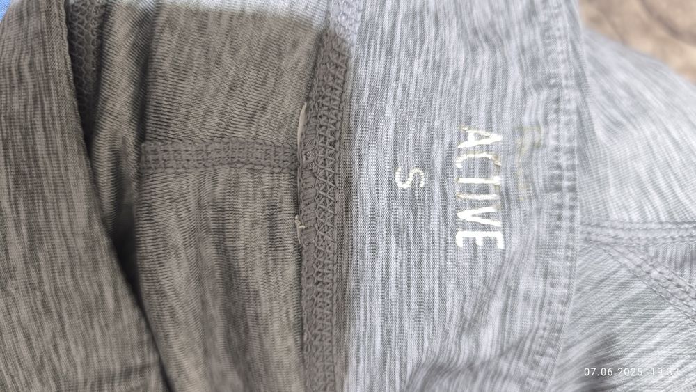 Спортивный топик и велосипедка