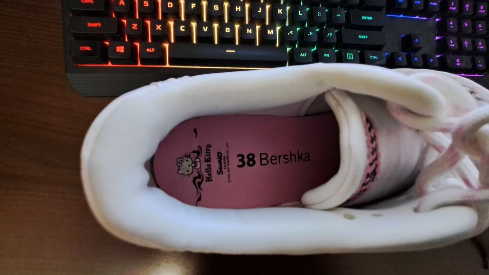 Pantofi sport dama (tip platforma) Hello Kitty, marimea 38, albi