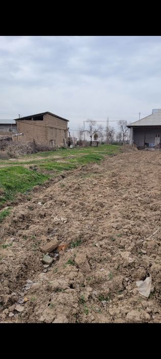 Уй Йер срочна сотилади