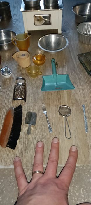 Jucari vechi miniatura casa de papsui de colectie