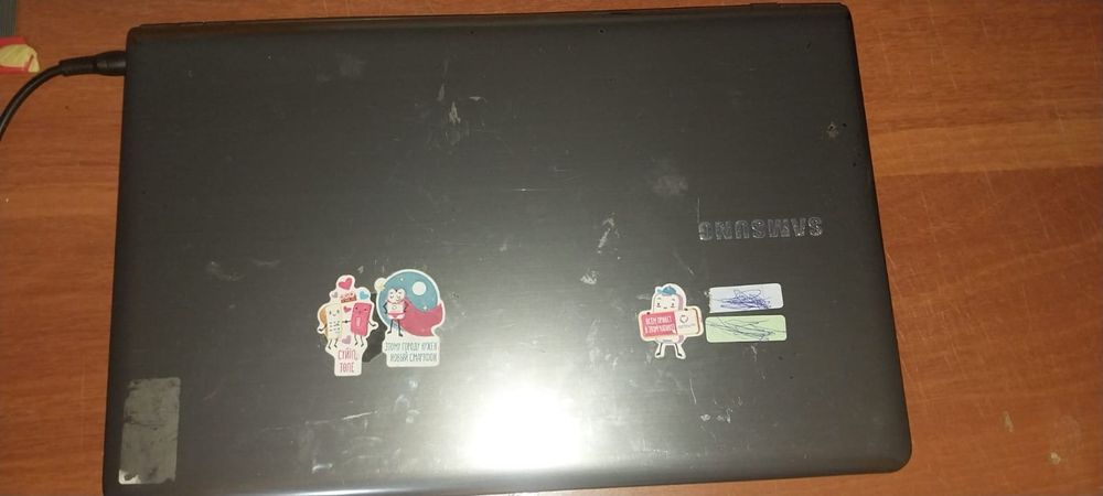 Ноутбук сатылады