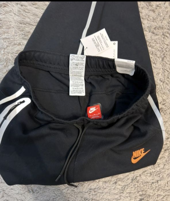 Nike tech fleece negri