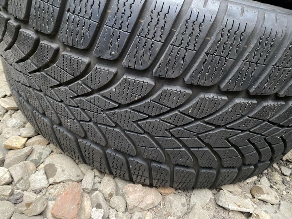 4x Anvelope iarna 275 30 21 Dunlop