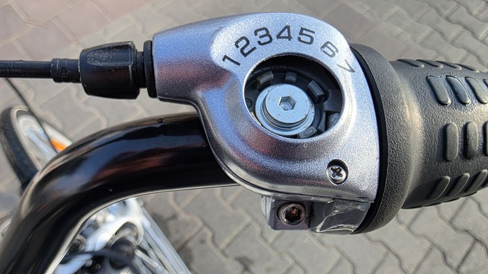 Bicicleta dama Kross Reale marimea M , 7 viteze Schimbator in butuc Shimano