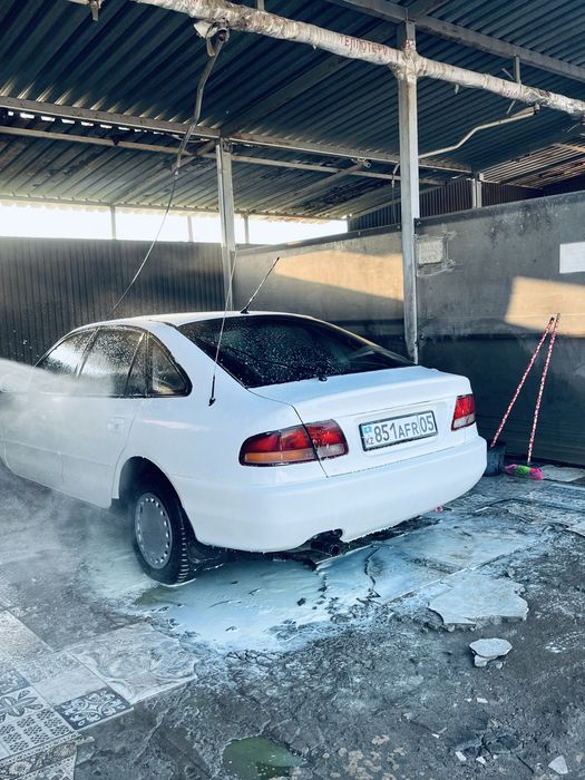 Mitsubishi Galant