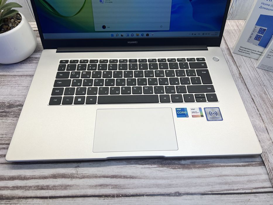 Ноутбук для работы HUAWEI MateBook D15 | Core i5-1135G7 | 8GB | 256GB
