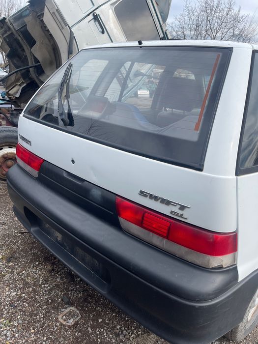 Suzuki swift на части