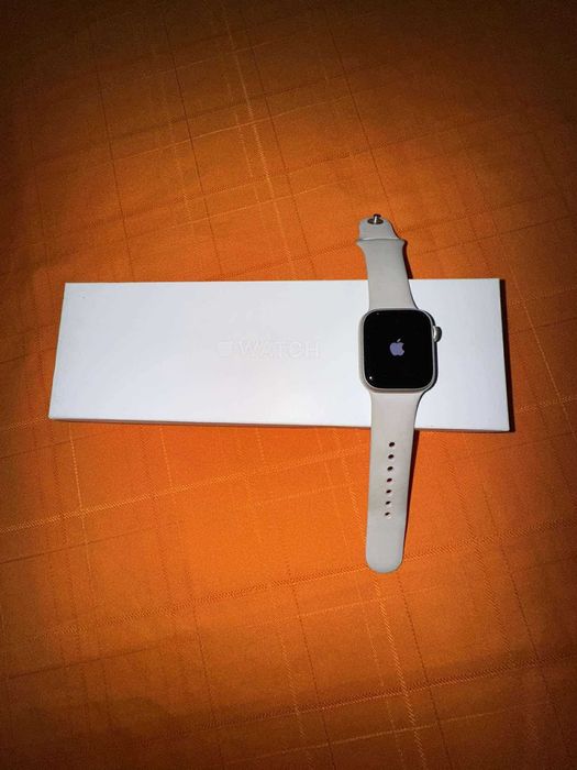Apple Watch Series 9 Starlight 41mm