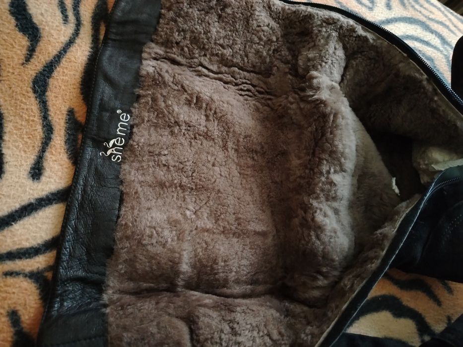 Продам обувь в нормально состоянии.