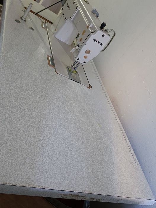 Швейни машинка робочый