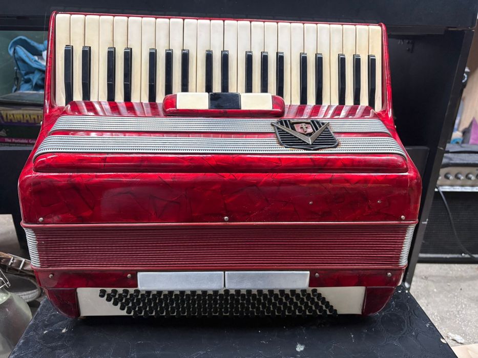 Acordeon italian Frontallini cu 120 de basi