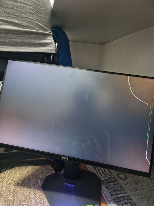 Vand monitor Dell  Gaming (defect)