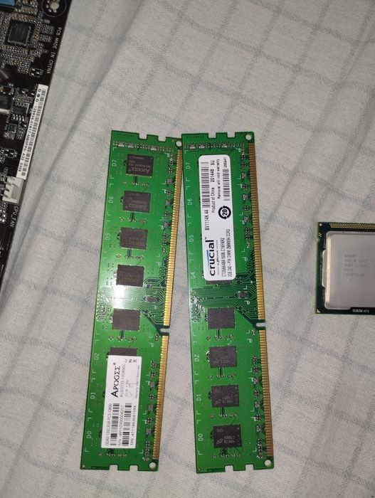DDR 3 общий 4гб 2 плашки