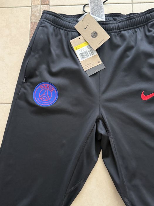 PSG Nike футболно долнище S