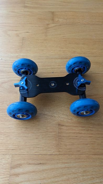 Slider video cu roti mari de silicon