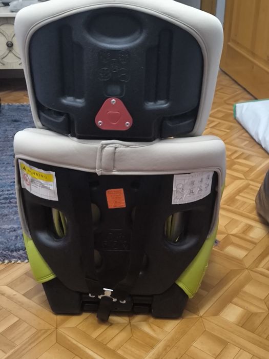 Продаётся детское автокресло