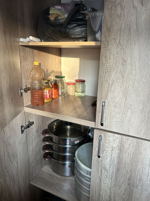Продам шкаф большой