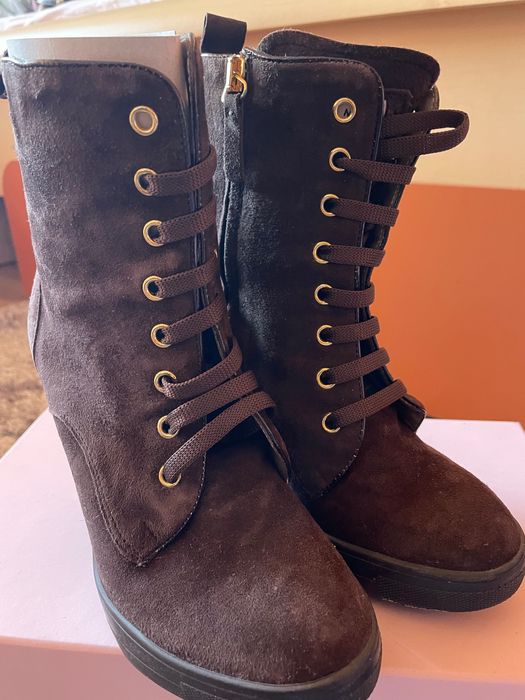 Велурени боти на ток MaiMai