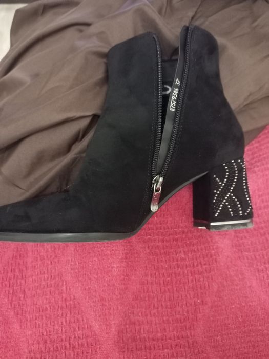 Полуботиночки в отличном состоянии