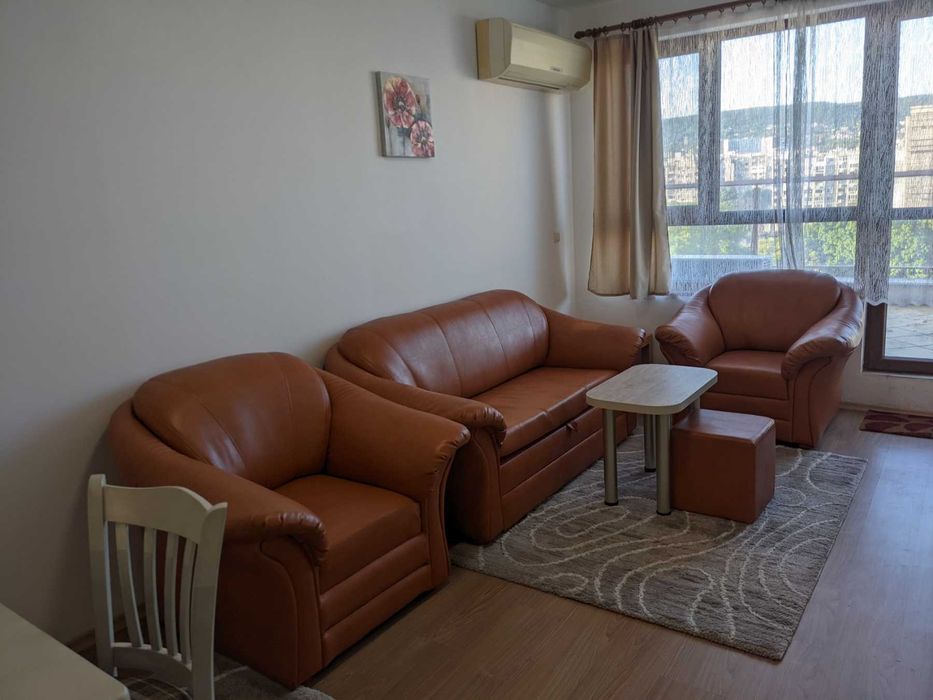 Дава се под наем Двустаен апартамент в Варна, Чаталджа - 108 кв.м за 730 € - Снимка #2