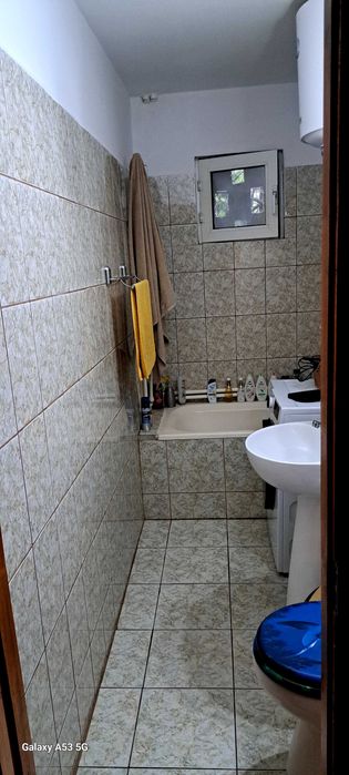 Apartament cu 3 camere