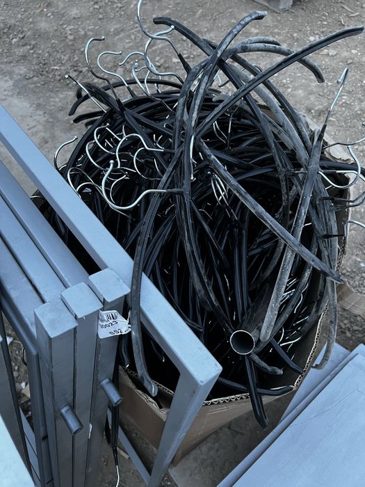 Вешалка для футболки