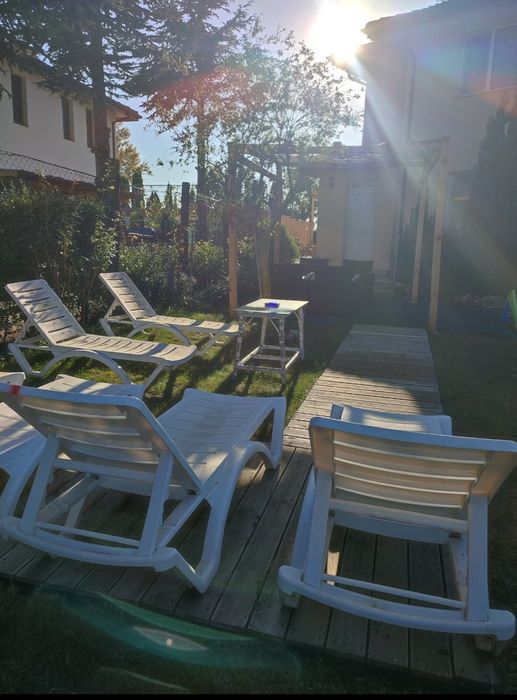 Под наем двуетажна къща в с. Кичево