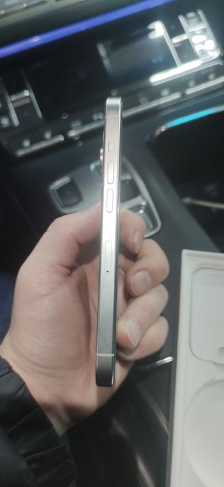 Продам iPhone 15 Pro