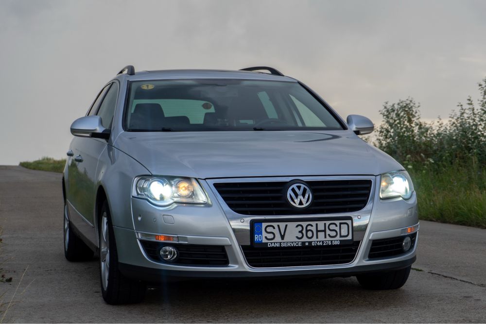 VOLKSWAGEN Passat