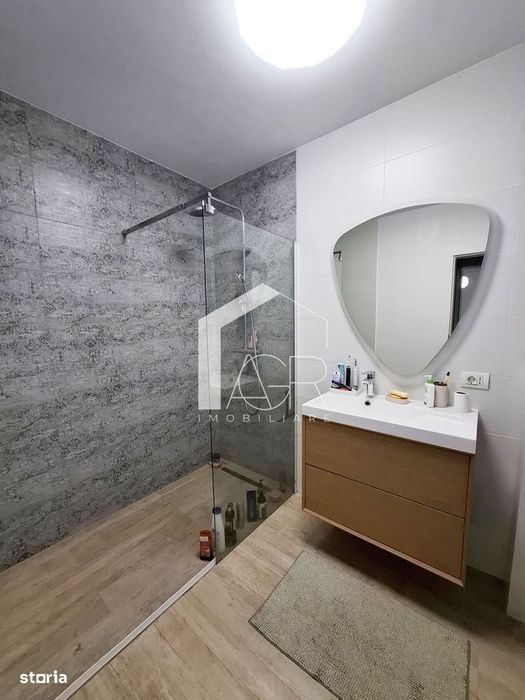 Vila P+1E, cu 5 camere, Paulesti