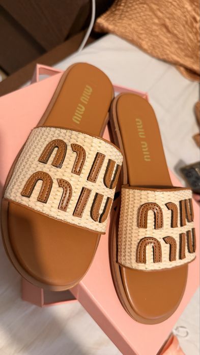 Papuci Miu miu super
