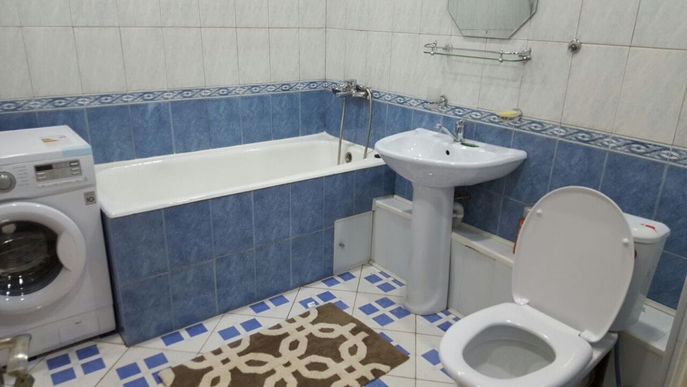 Сдаю квартиру в центре, Госпитальный, 2/2/4, 650 у.е., ремонт, техника