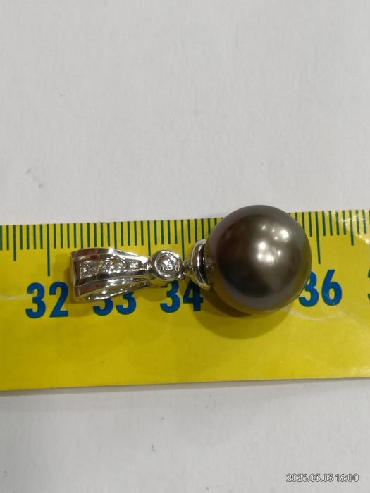 Vind pandantiv din aur 18kt cu diamant și perlă Tahiti