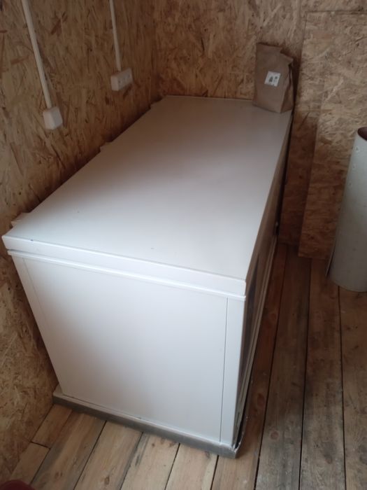 Морозильник 418 литров