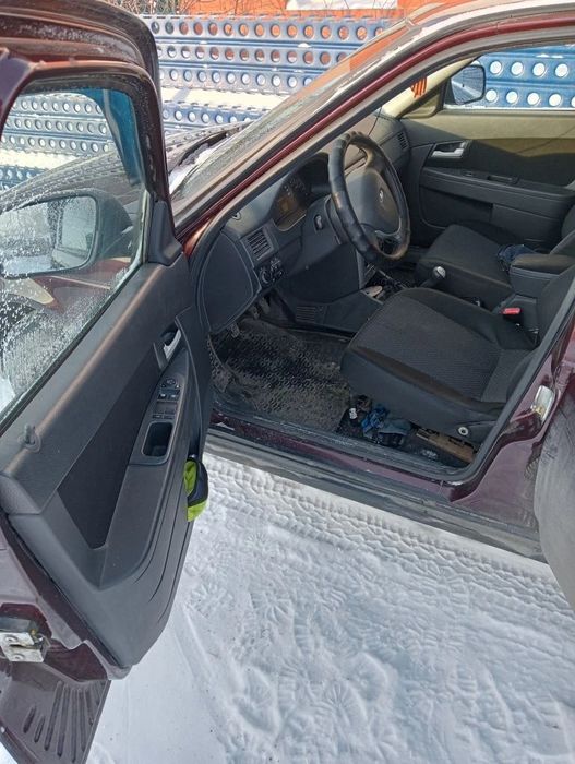 Приора универсал. Не машина, а часть семьи