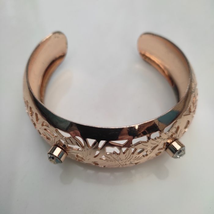 Браслет женский на руку