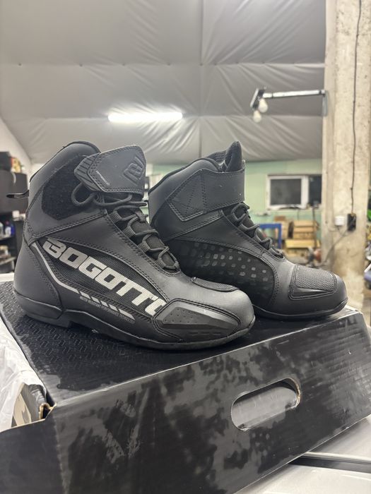 Мото боти  Bogotto