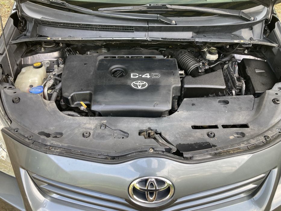 Тойота версо/Toyota Verso 2.0D4D 126кс 09-12г