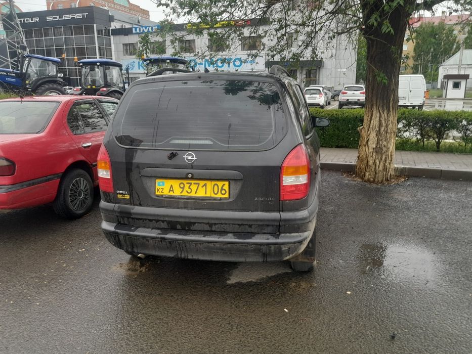 Продам Опель зафира