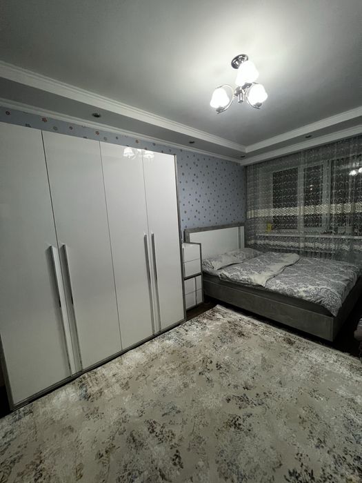 Спальный гарнитур б/у