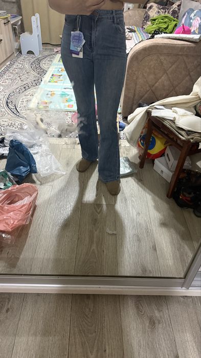 Продам джинсы новые
