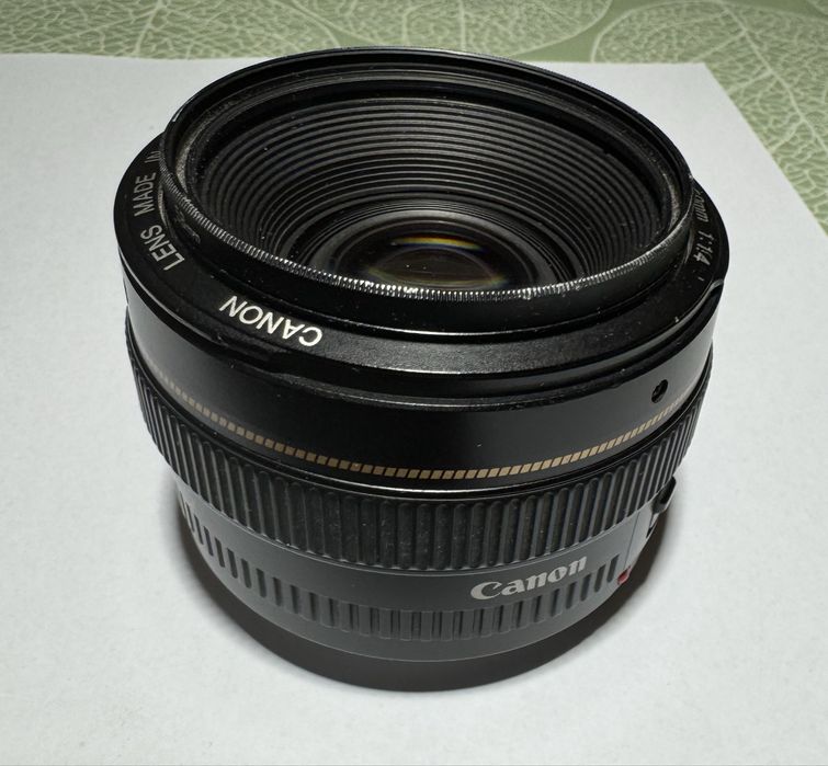Canon 50 mm EF 1.4