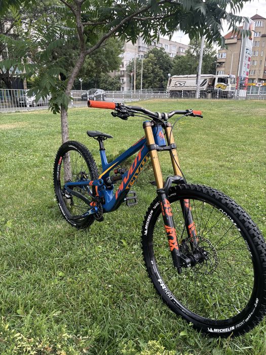 Dh колело Pivot phoenix 2022