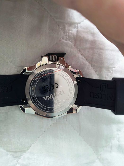 Нов часовник Festina Proffesional Diver 20 Bars . Закупен от Класик с документи