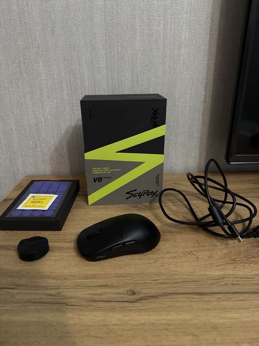 Продам мышку Scyrox v8