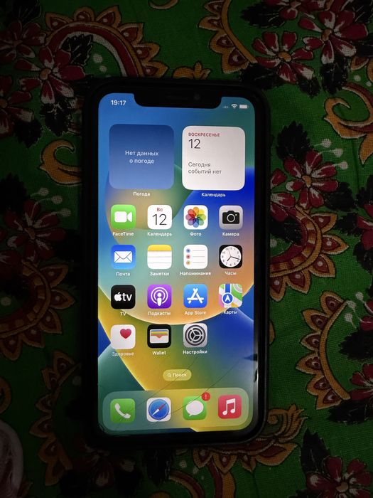 Продам айфон  xr