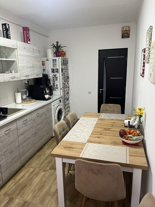 Apartament 2 camere, decomandat, Lunca Cetatuii
